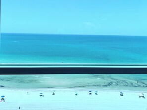 Beach - DCM Oceanview 6 (Miami)