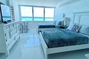 Room - DCM Oceanview 8 (Miami)