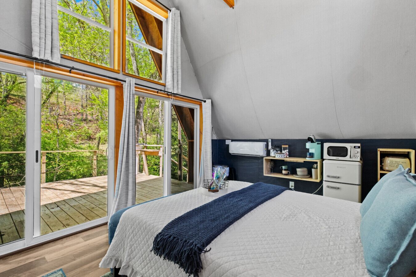 1 chambre, bureau, Wi-Fi gratuit, draps fournis