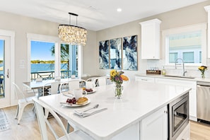 Fridge, microwave, oven, stovetop - Amazing New Lagoon View Home (Gulf Shores)