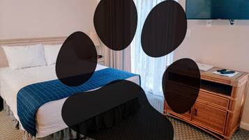 Superior Studio Suite, 1 Queen Bed with Sofa bed | Desk, free WiFi