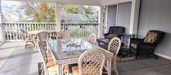 Beaufort Harbour Suites