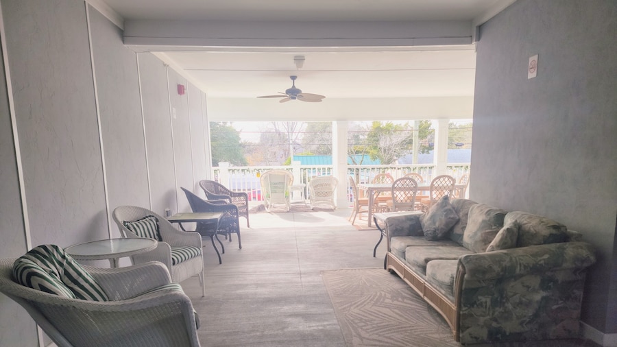 Beaufort Harbour Suites