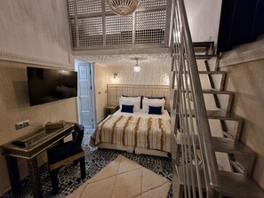 Firemannsrom – standard | Safe på rommet, skrivebord og wi-fi (inkludert)