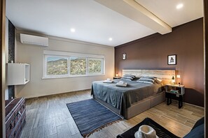 5 bedrooms, iron/ironing board, free WiFi, bed sheets - Beautiful Villa with Swimming Pool and Amazing Views. (TAVIRA)