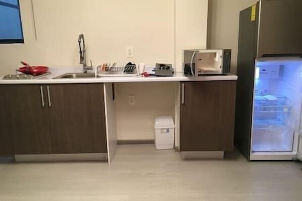 Fridge, microwave, stovetop, coffee/tea maker - Apartamento Moderno Céntrico (Benito Juárez)