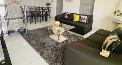 110m² Apartment with 3 Bedrooms and Wifi in a Renovated Modern House