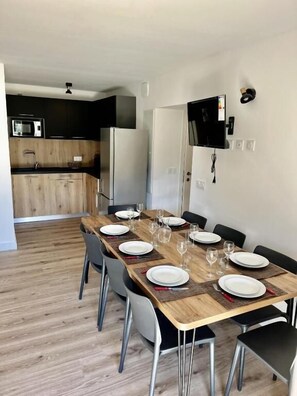 Dining - Nice T4 appartement in Hotel Residence at Lecci near Cala Rossa Beach (Lecci)