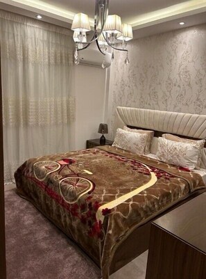 2 bedrooms
