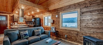 Lakeshore Lodging Cabins