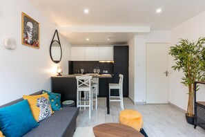 TV - PASTEUR #48 - Neuilly Plaisance 10min RER (Neuilly-Plaisance)