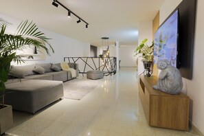 Living area - Relajante, Lujosa a 7 km del Poblado/jacuzzi/ Medellin (Medellín)