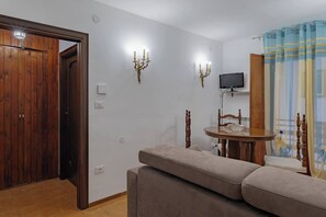 TV - Via Roma 44 - YourPlace Abruzzo (Roccaraso)