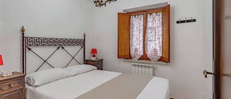 1 habitación y ropa de cama