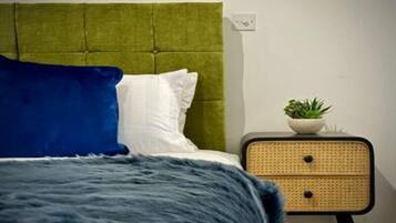 1 bedroom, free WiFi, bed sheets