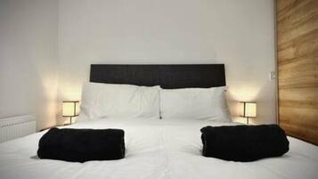 1 bedroom, free WiFi, bed sheets