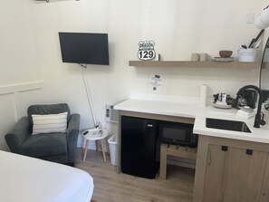 1 soverom, wi-fi (inkludert) og sengetøy