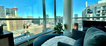 Urbanest - Spectacular Views & Amenities Downtown