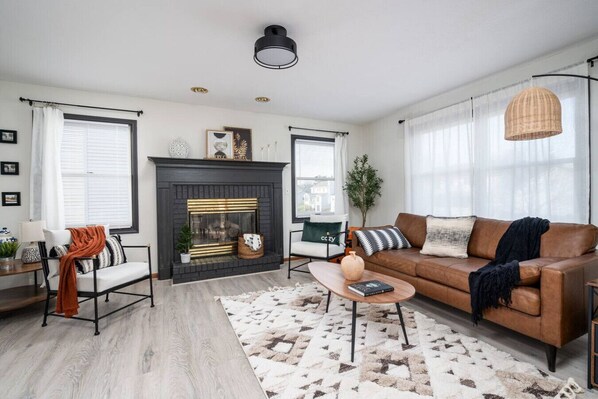 TV, fireplace, video games, ping pong