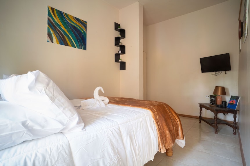 Eleven30 Luxury Apartments Studio 1-b. Cozy Retreat In A Lush Local Negril Area. - Negril