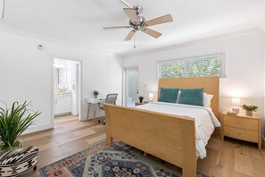 1 soverom, strykejern/-brett, reiseseng for barn og wi-fi