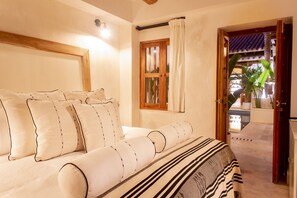 Superior Room | Cadar kapas Mesir, peralatan tempat tidur premium, katil Select Comfort 