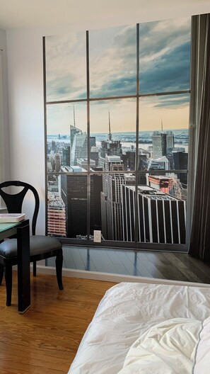 3 bedrooms, WiFi - Sparkling 3bdr Newark/Ironbound mins to EWR, walk to PATH (Newark)