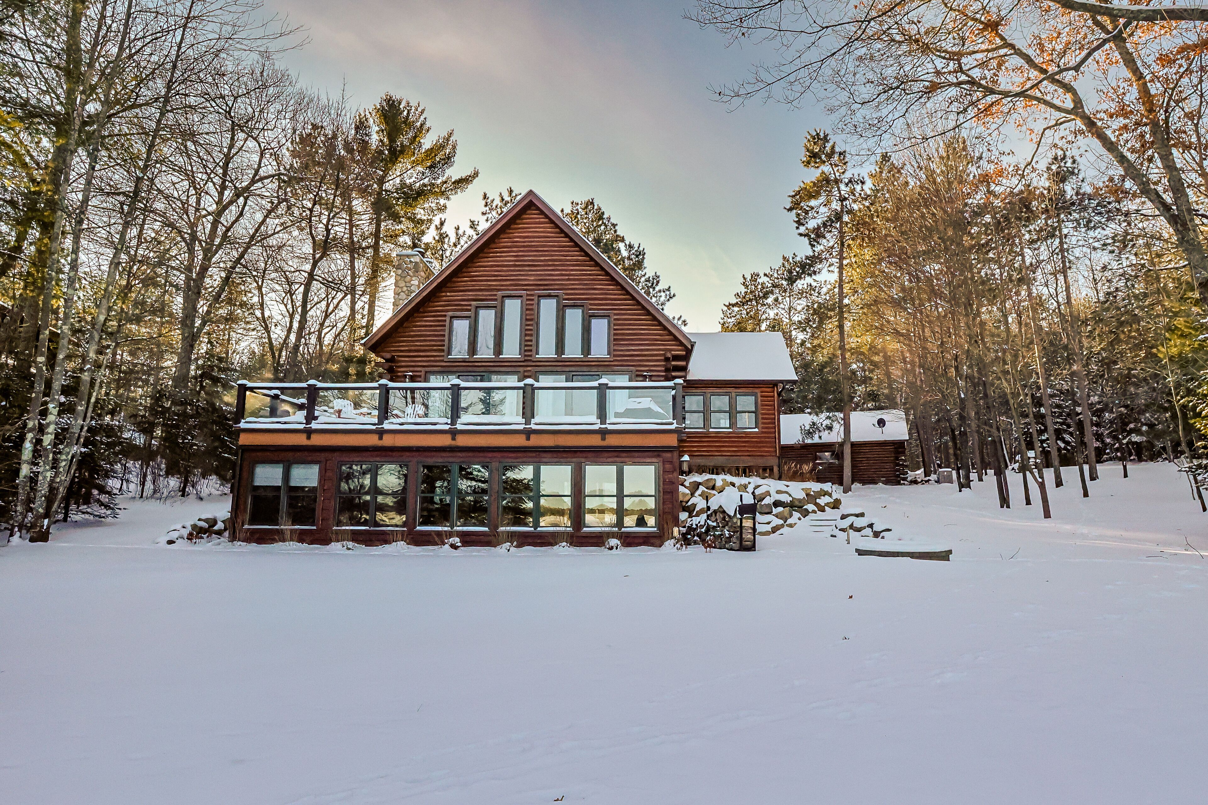 Rest Lake Retreat W/ Trail Access