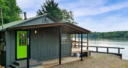 The Cabin @Smoky MTN Lakeside