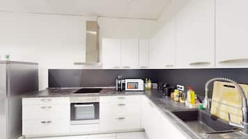 Oven, dishwasher, espresso maker, electric kettle