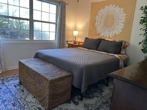 3 bedrooms, desk, iron/ironing board, travel cot