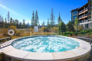 Outdoor spa tub - Timber Fox 3401 | Prime Location | Hot Tub | Private Deck (Winter Park)