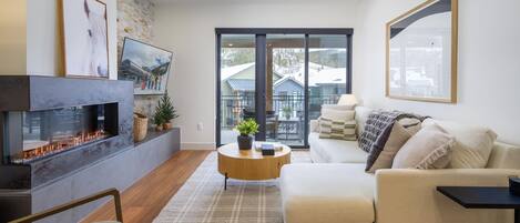 TV connectée, cheminée