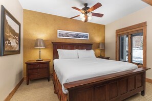2 bedrooms, desk, iron/ironing board, free WiFi