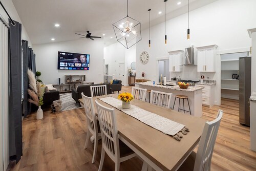 NEW Luxury & Mountain Adventures-Richmond, UT