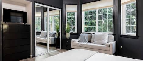 3 quartos, ferros/tábuas de passar roupa, Wi-Fi, roupa de cama