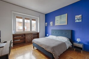 3 dormitorios, tabla de planchar con plancha, wifi y ropa de cama
