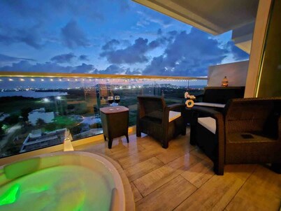 Jacuzzi Privado. Vista increíble. Sector Exclusivo