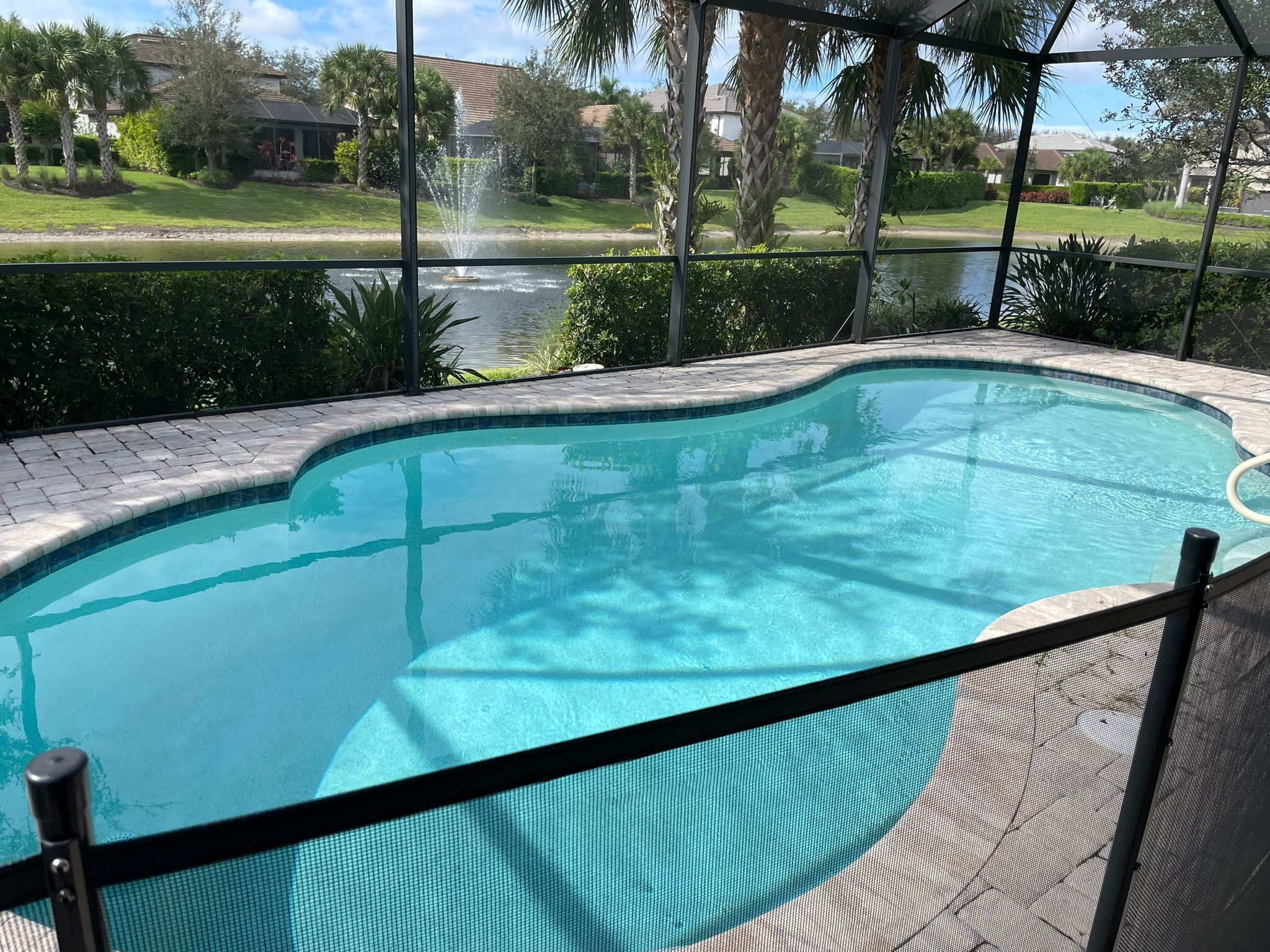 Naples Lakeview Pool House !