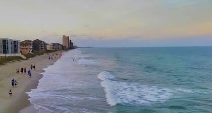 Egret's Cove-Free BEACH pass, near golfing and marina, walk to restaurants!