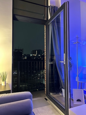 Interior - Duplex | Balcony+ Free Parking |Central Manchester (Greater Manchester)