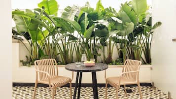 Standard Room with Terrace | Terrass/Patio