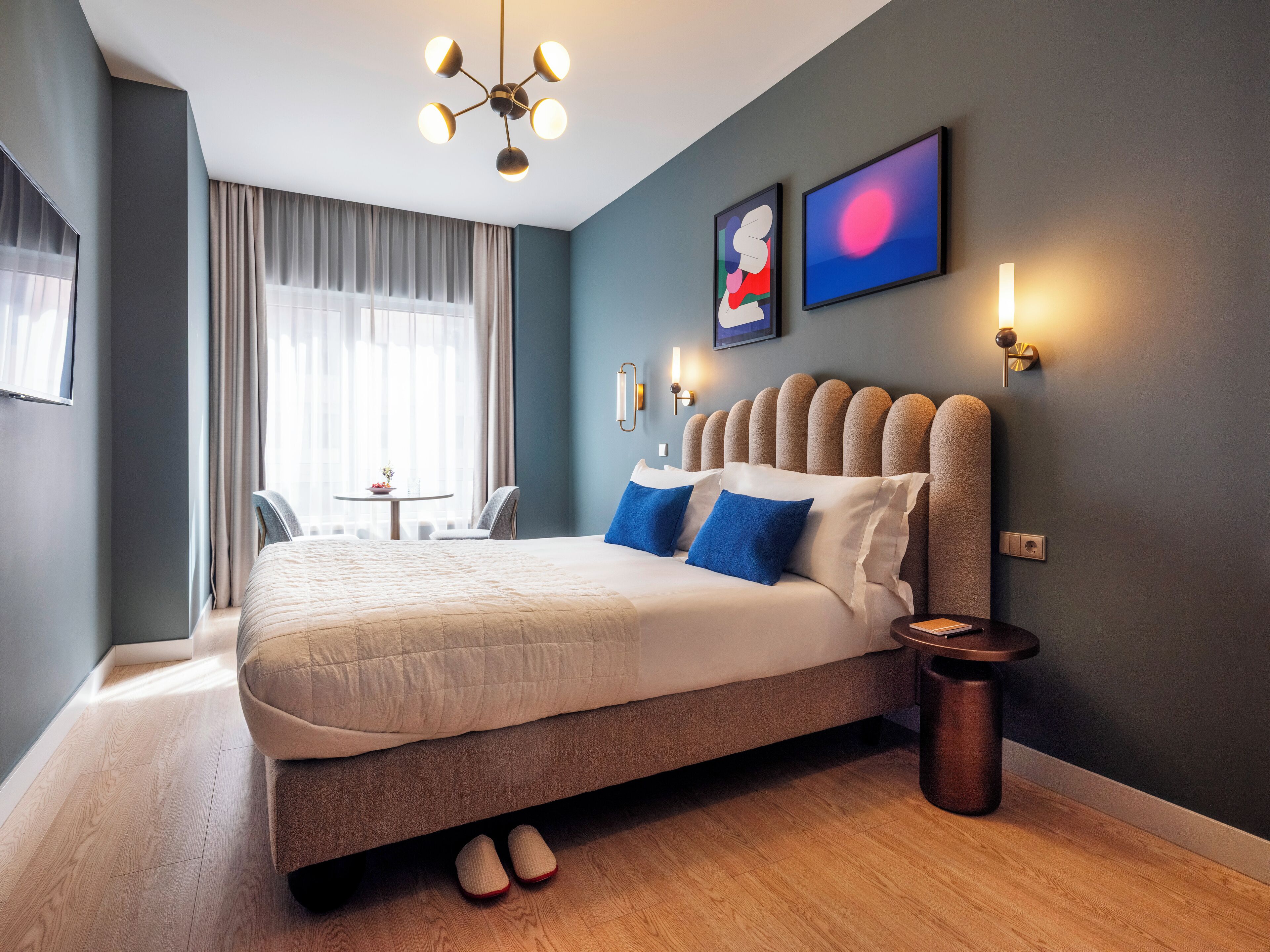 Large Studio with Kitchenette | Hochwertige Bettwaren, Zimmersafe, laptopgeeigneter Arbeitsplatz