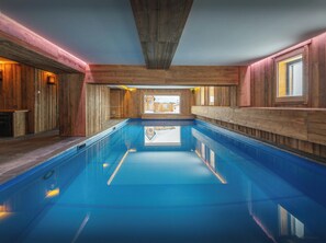 Innenpool, beheizter Pool