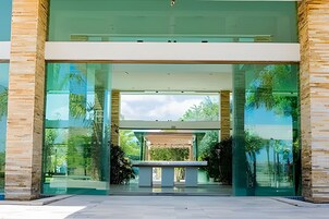 Apartamento standard | Detalhe da fachada