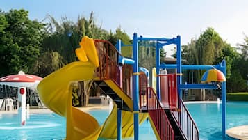 Departamento básico | Alberca | Alberca al aire libre