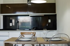 Standard Apartment | Dining