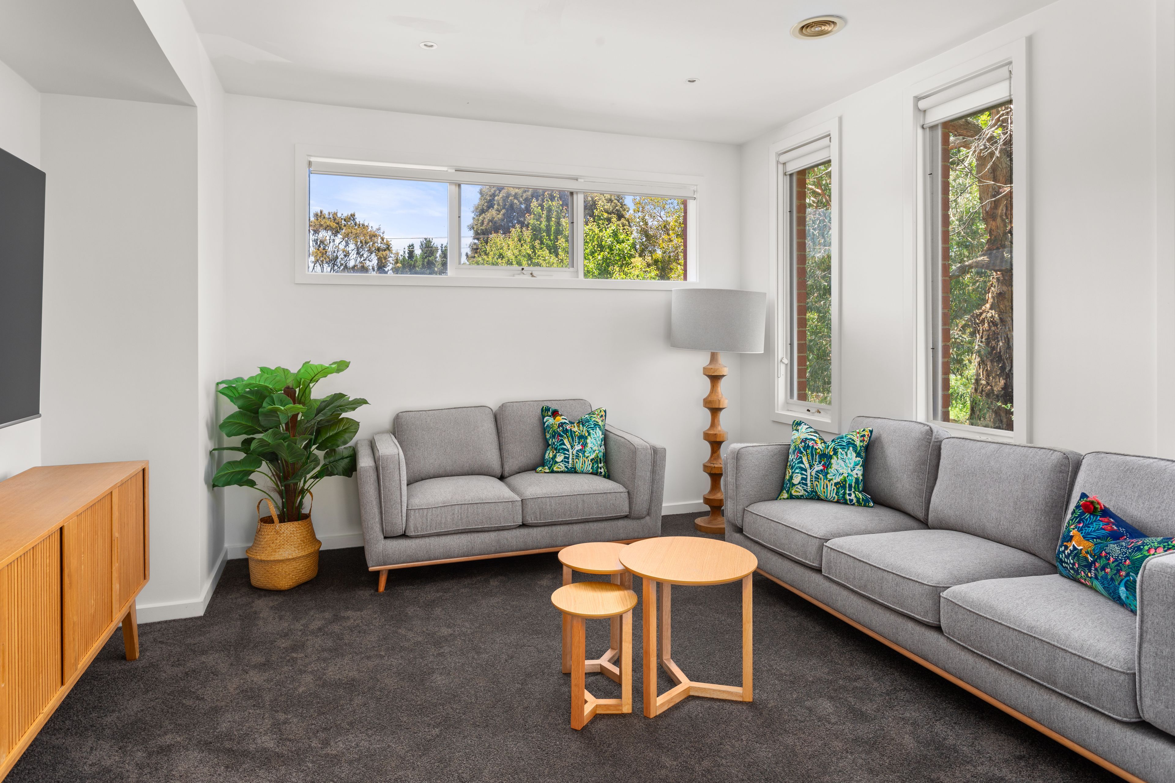 Flora  Pet Friendly Coastal Hampton Retreat - 貝塞德市