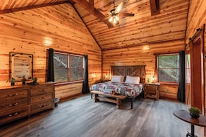 8 bedrooms, iron/ironing board, travel crib, free WiFi