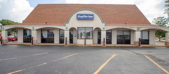 Hotel O Daylight Inn Elkhart I-90, In